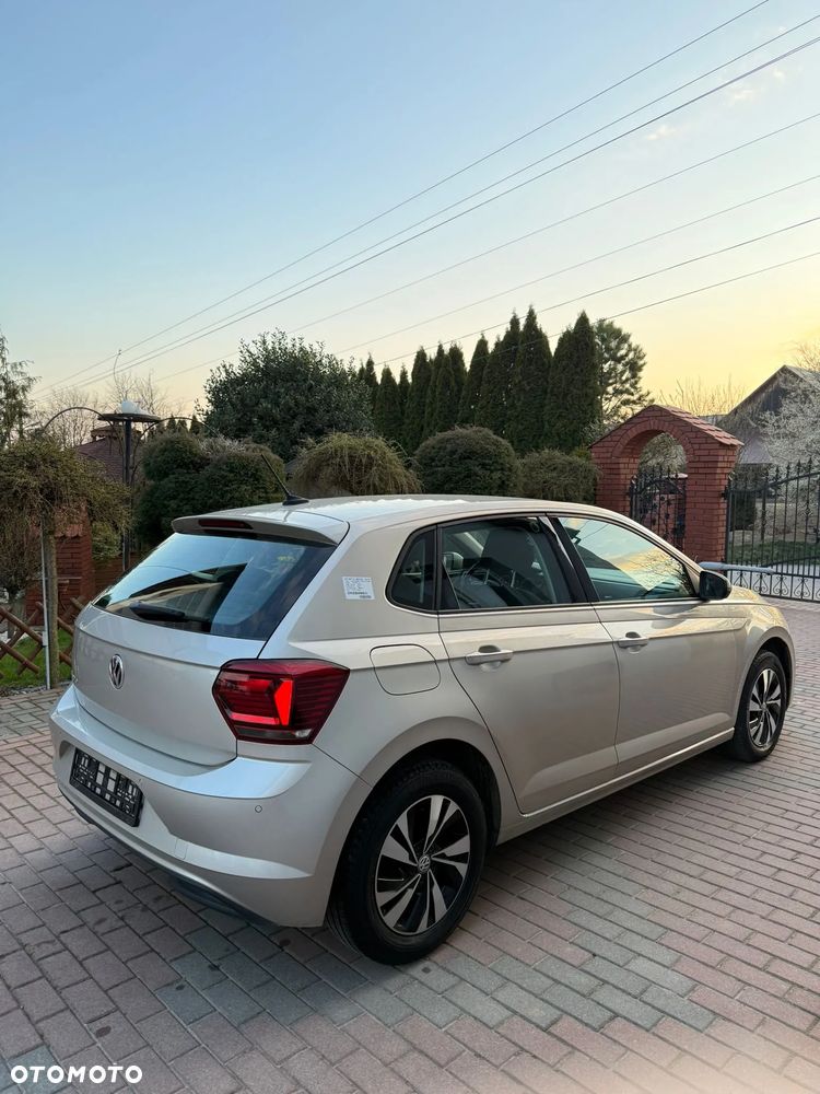 Volkswagen Polo - 9