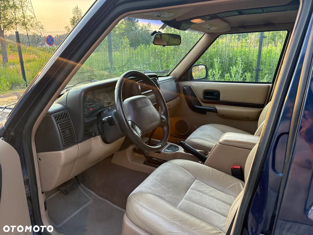 Jeep Cherokee 4.0 Limited - 6