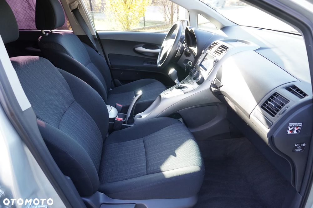 Toyota Auris 1.6 VVT-i Premium MM - 19