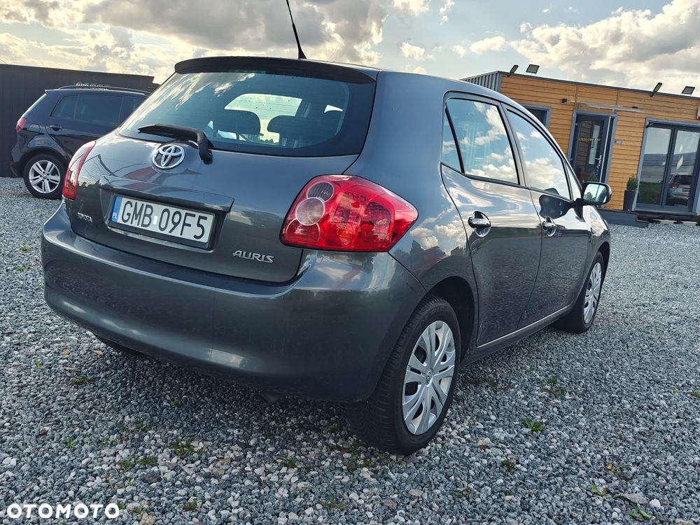 Toyota Auris 1.6 VVT-i Sol - 4