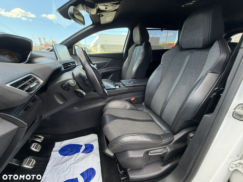 Peugeot 5008 - 16