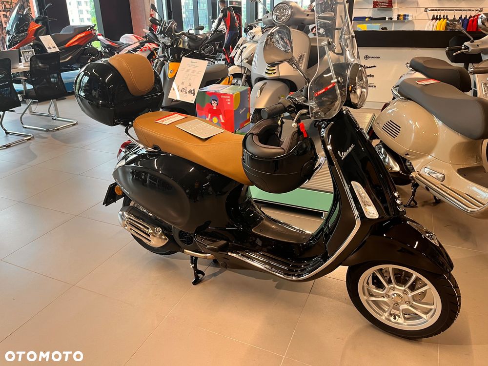 Vespa Primavera - 16