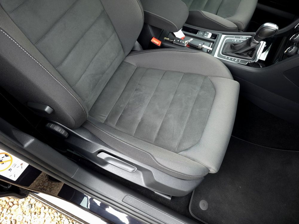 Volkswagen Golf 1.5 TSI BMT Evo Highline DSG - 15
