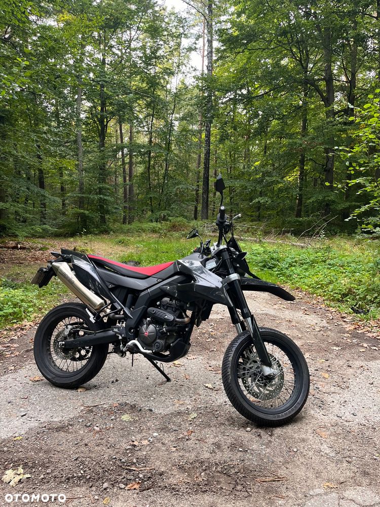 Aprilia SX - 11