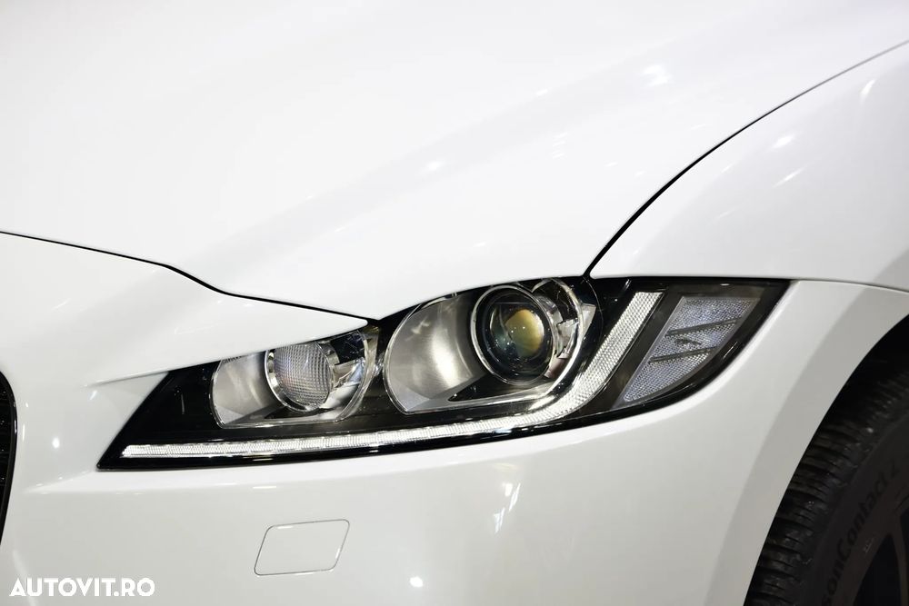 Jaguar F-Pace 20d AWD Aut. R-Sport - 35