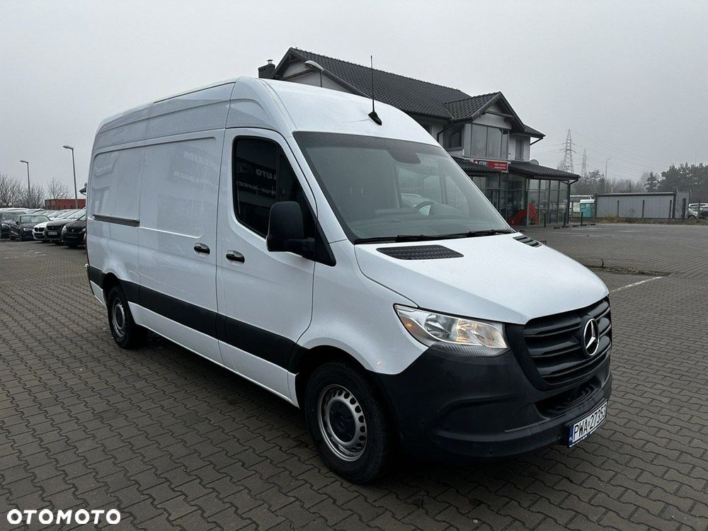 Mercedes-Benz Sprinter - 7