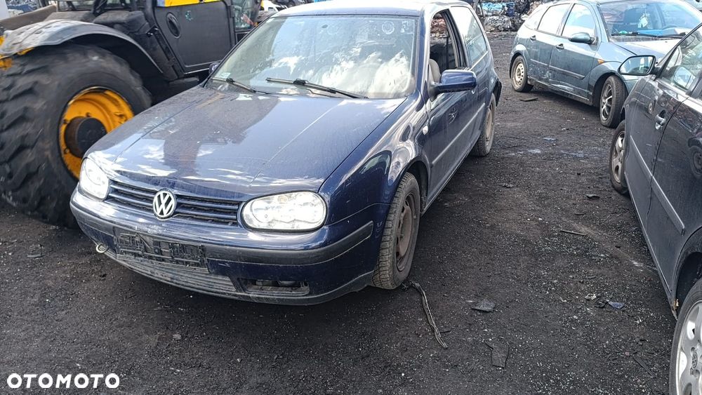 36064 VW golf IV 2003 rok 1.6 16V 105 km AUS  skrzynia ERT  lakier LB5N na części - 1