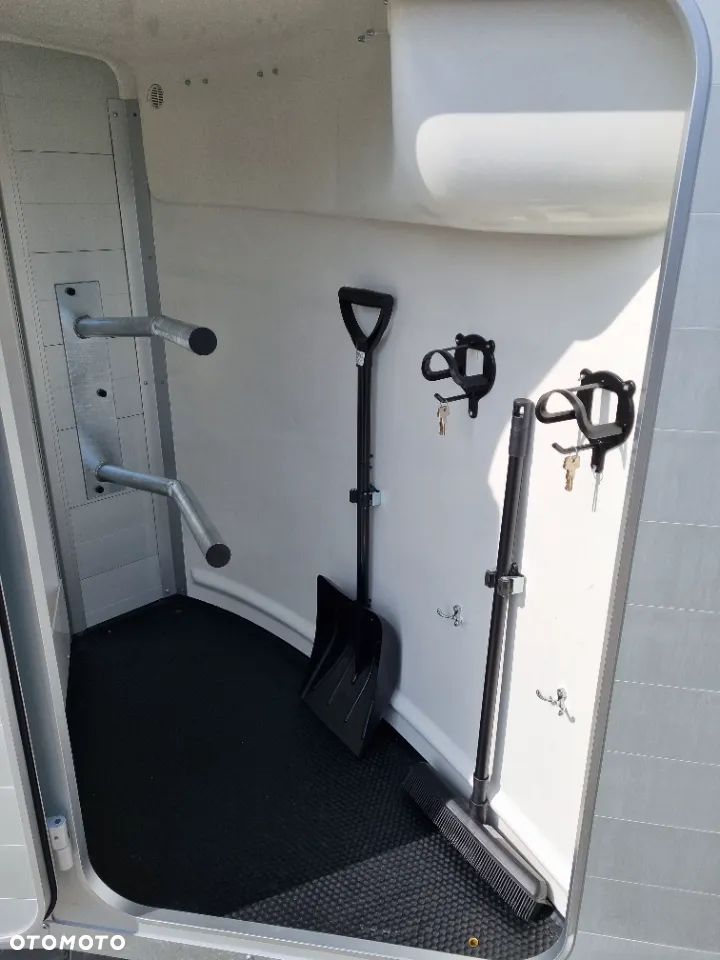 Humbaur Xanthos Aero 2400 - 17