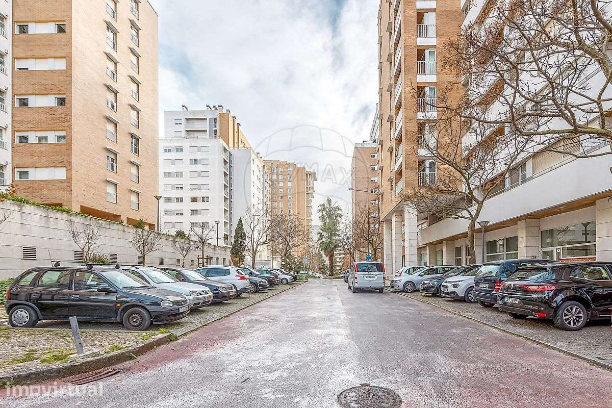 Apartamento T2 para arrendamento - Grande imagem: 2/21