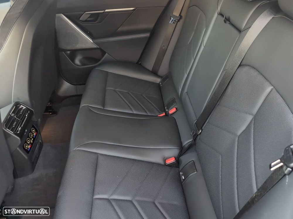 BMW i5 xDrive40 Edição Desportiva M - 14