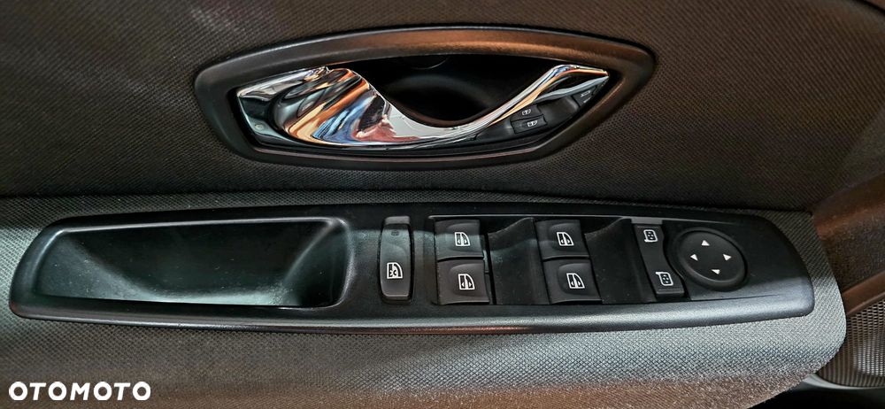 Renault Megane - 5