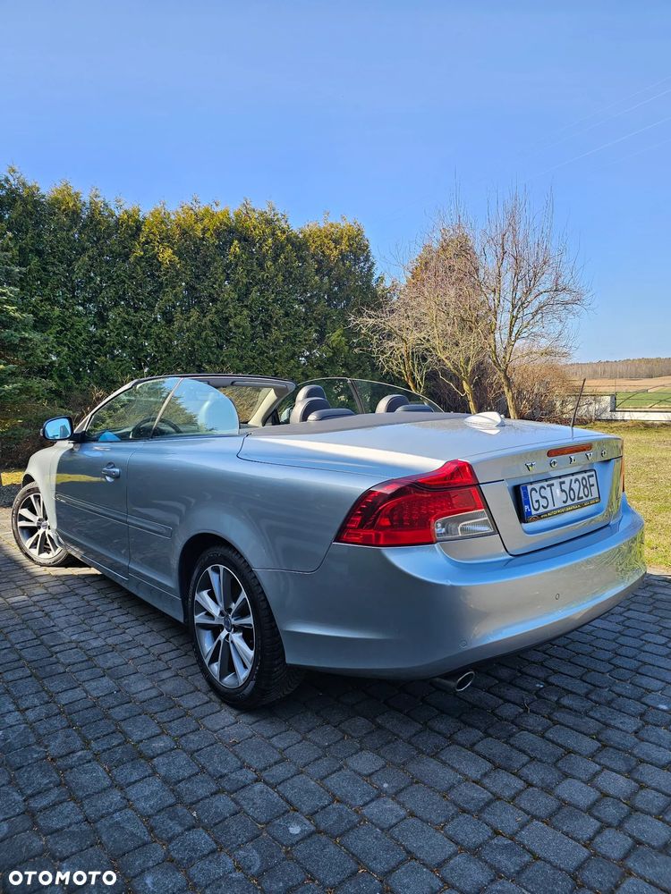 Volvo C70 D3 Summum - 4