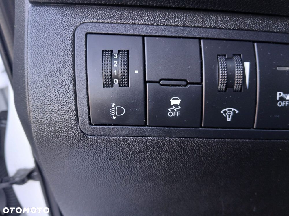 Hyundai ix20 1.6 Automatik Fifa World Cup Edition - 16