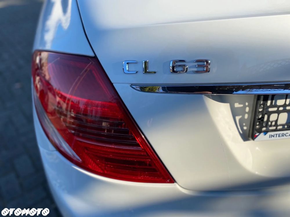 Mercedes-Benz CL 63 AMG - 21
