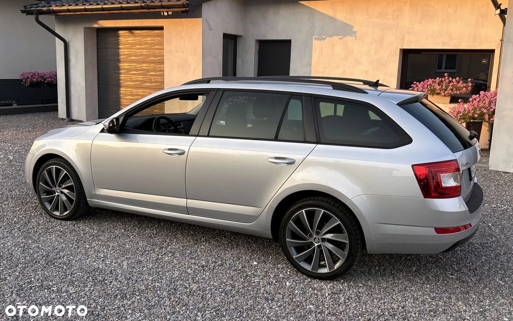 Skoda Octavia 2.0 TDI Sport Edition - 6