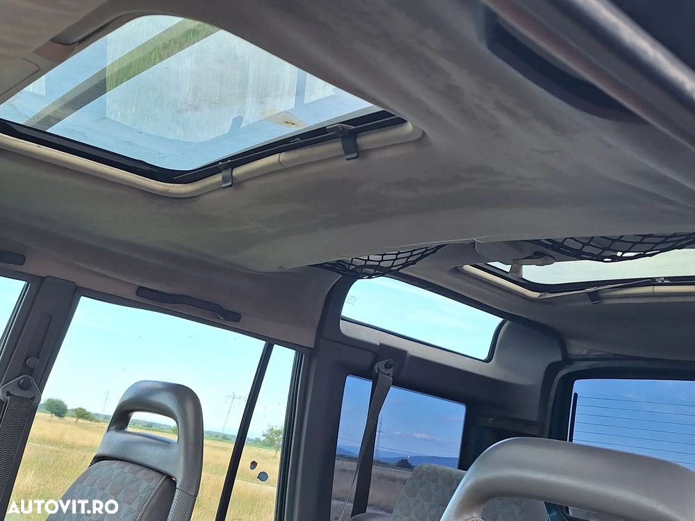 Land Rover Discovery - 12