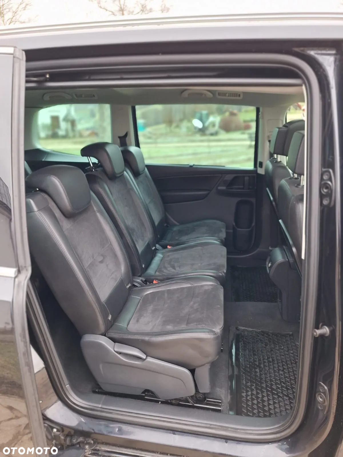 Volkswagen Sharan 2.0 TDI Highline DSG - 24