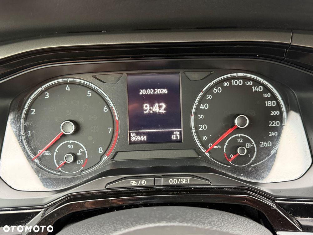 Volkswagen Polo 1.0 TSI OPF ACTIVE - 22