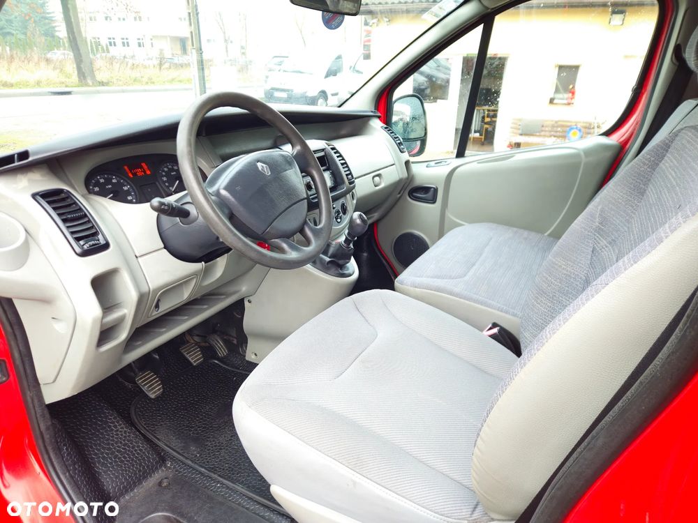 Renault TRAFIC 2.0 DCI 115 PS - 24