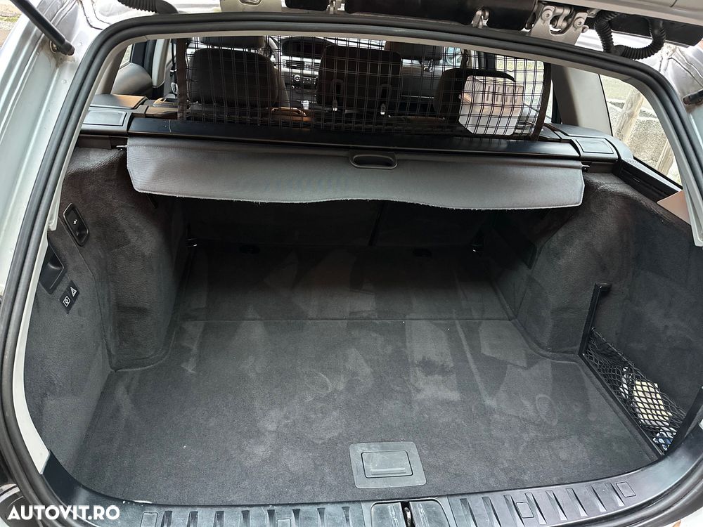 BMW Seria 3 318i Edition Sport - 13