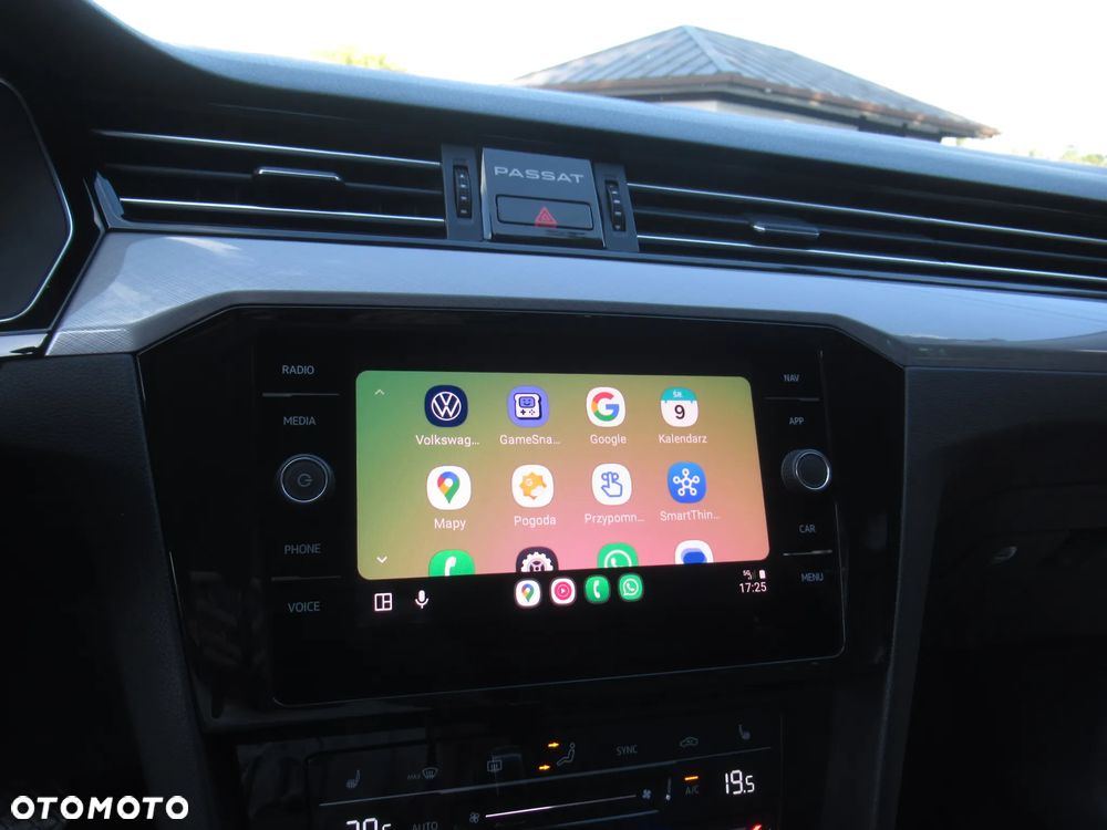 Volkswagen Passat 2.0 TDI EVO Business DSG - 35