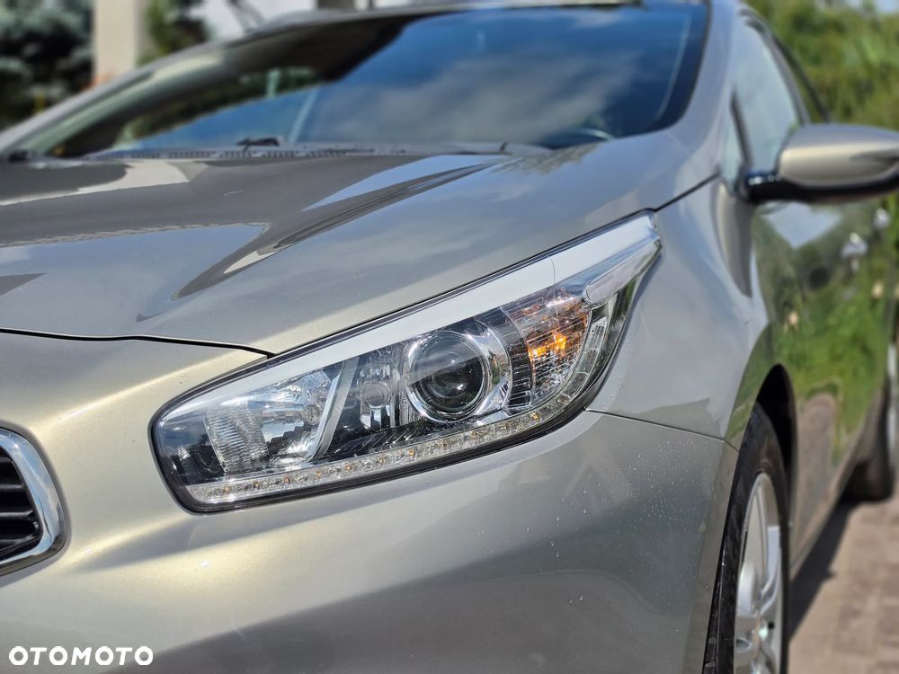 Kia Ceed - 5