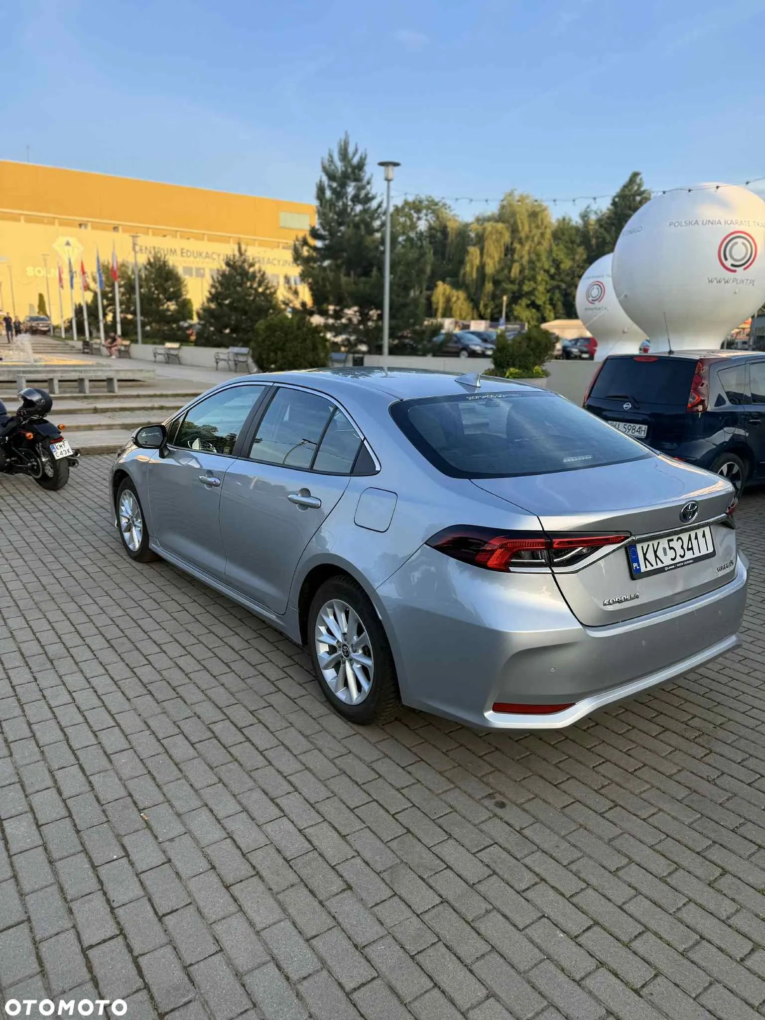 Toyota Corolla - 1