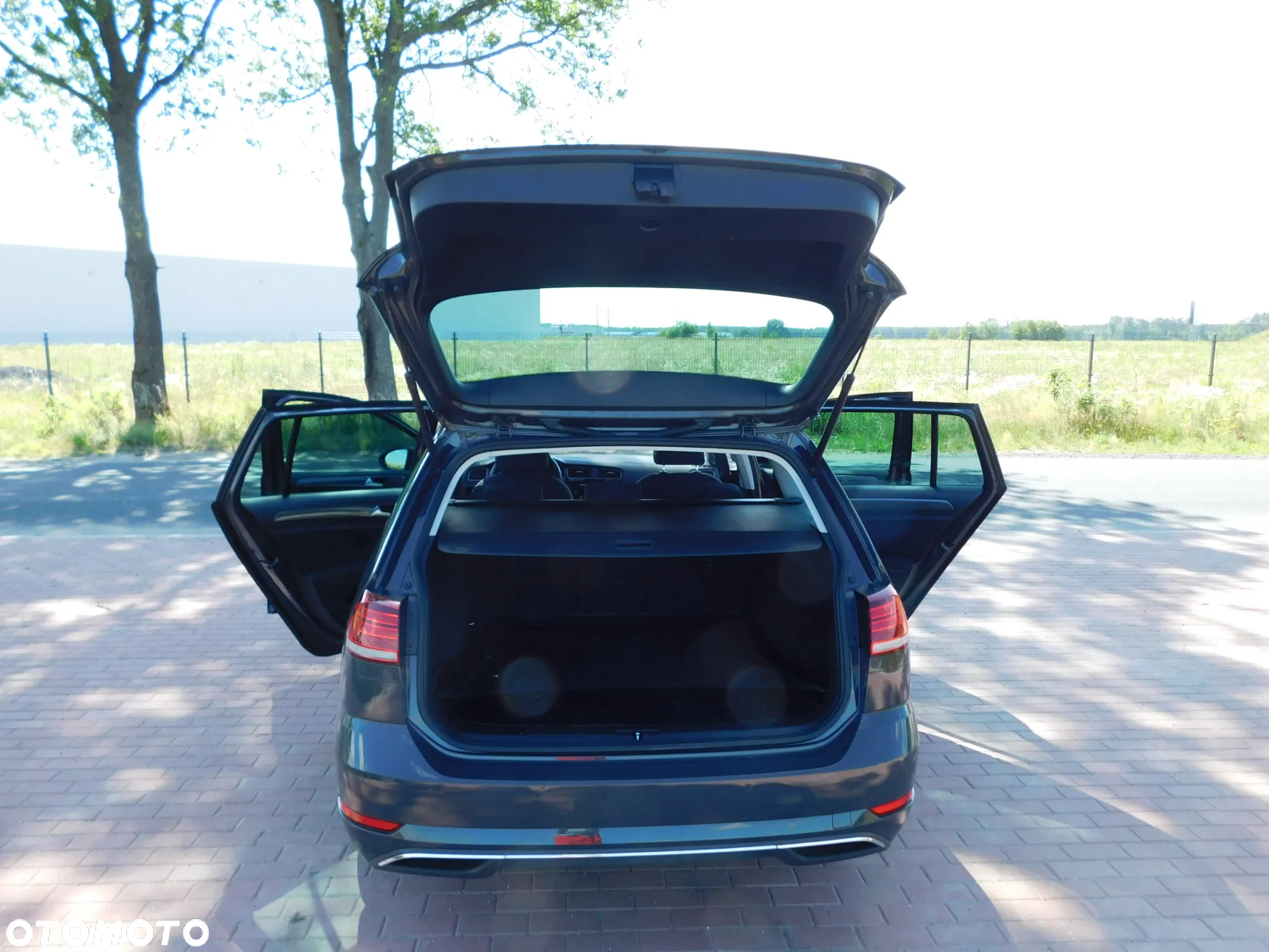 Volkswagen Golf 1.6 TDI SCR IQ.DRIVE - 21