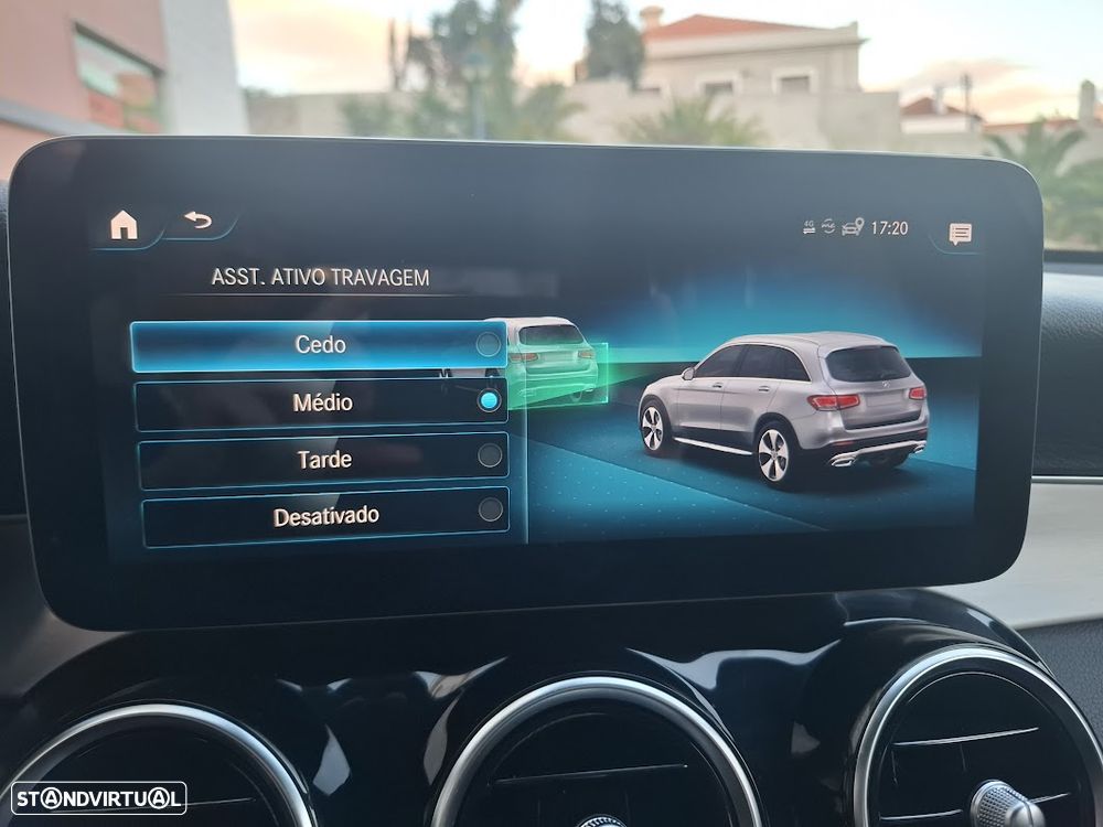 Mercedes-Benz GLC 300 e 4Matic - 25