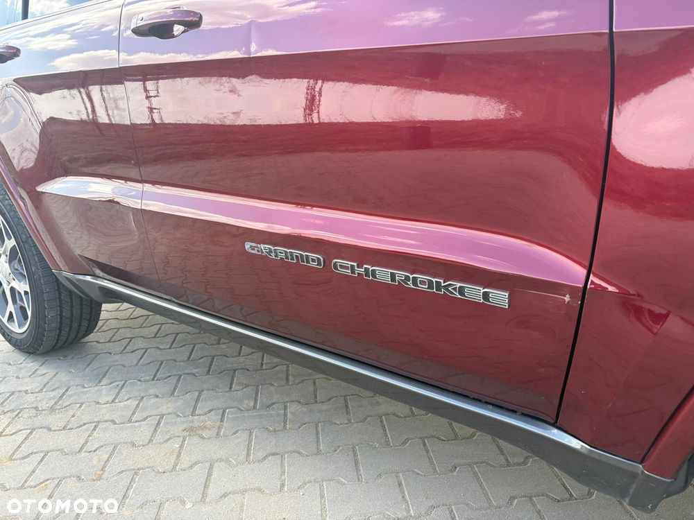 Jeep Grand Cherokee - 19