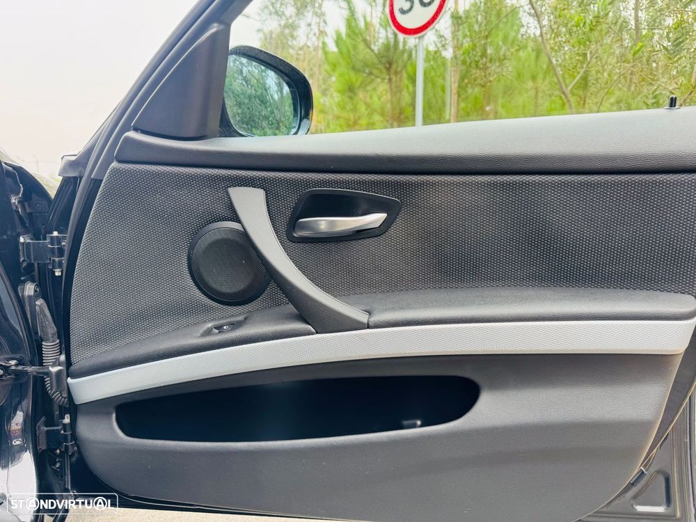 BMW 320 - 30