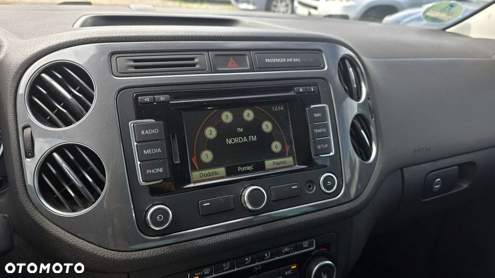 Volkswagen Tiguan - 18