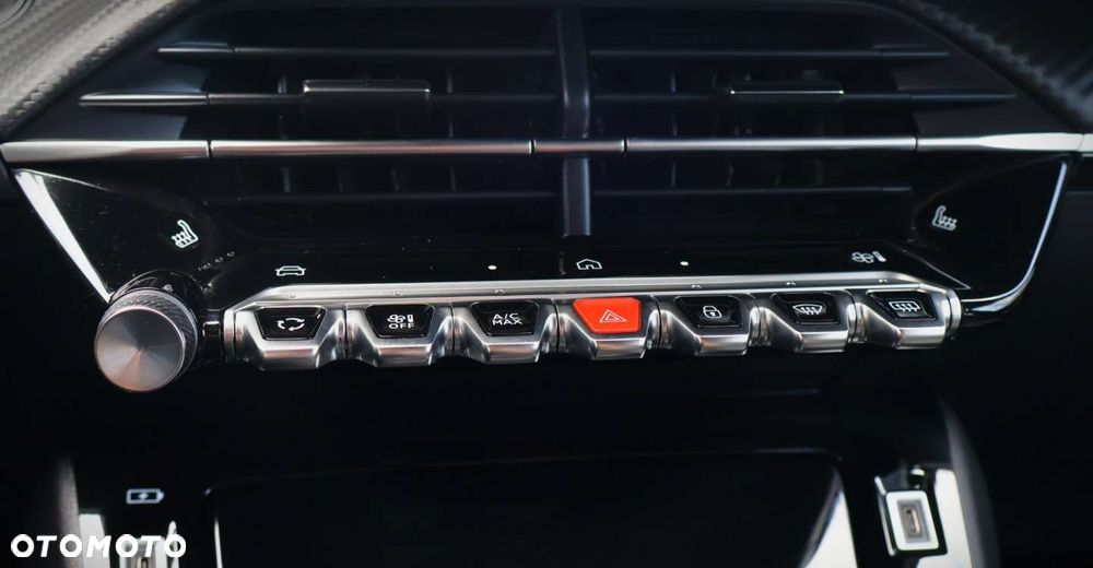 Peugeot 2008 - 31