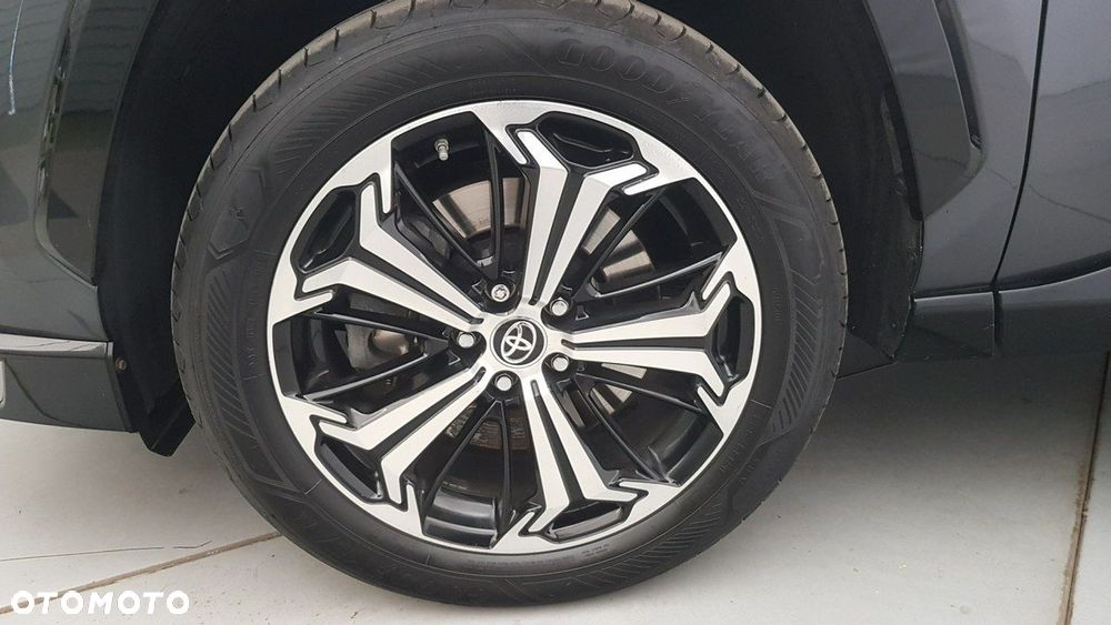 Toyota RAV4 - 13