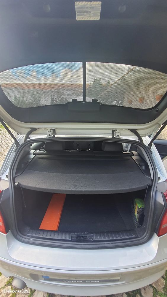 BMW 120 d — fotografia 11