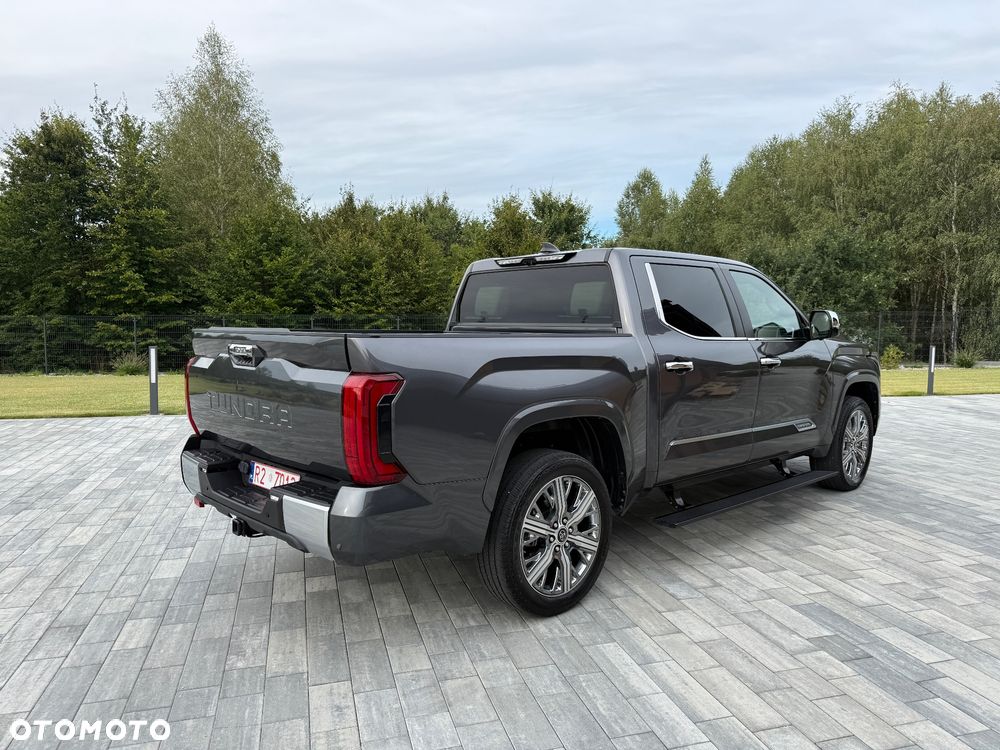 Toyota Tundra - 9