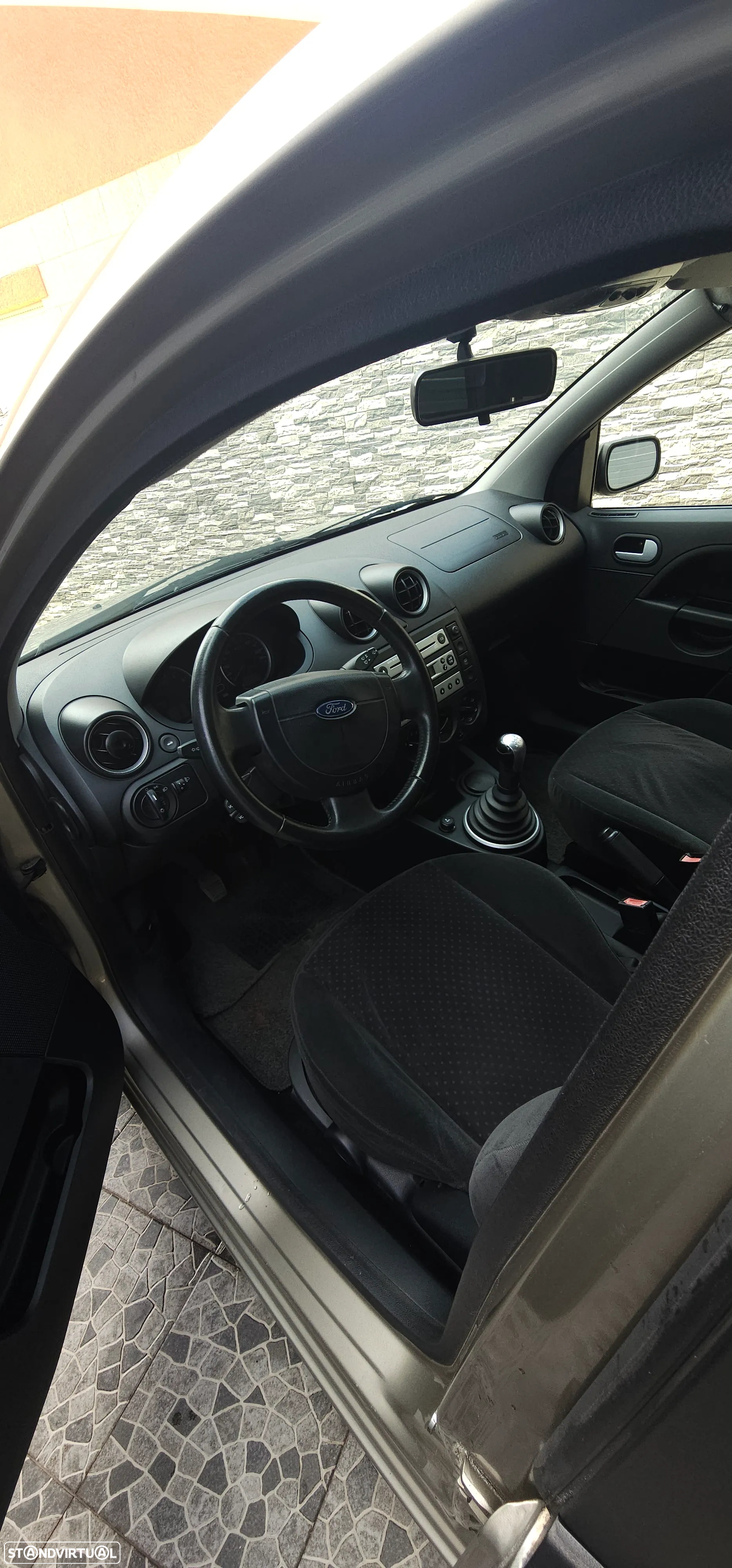 Ford Fiesta - 6