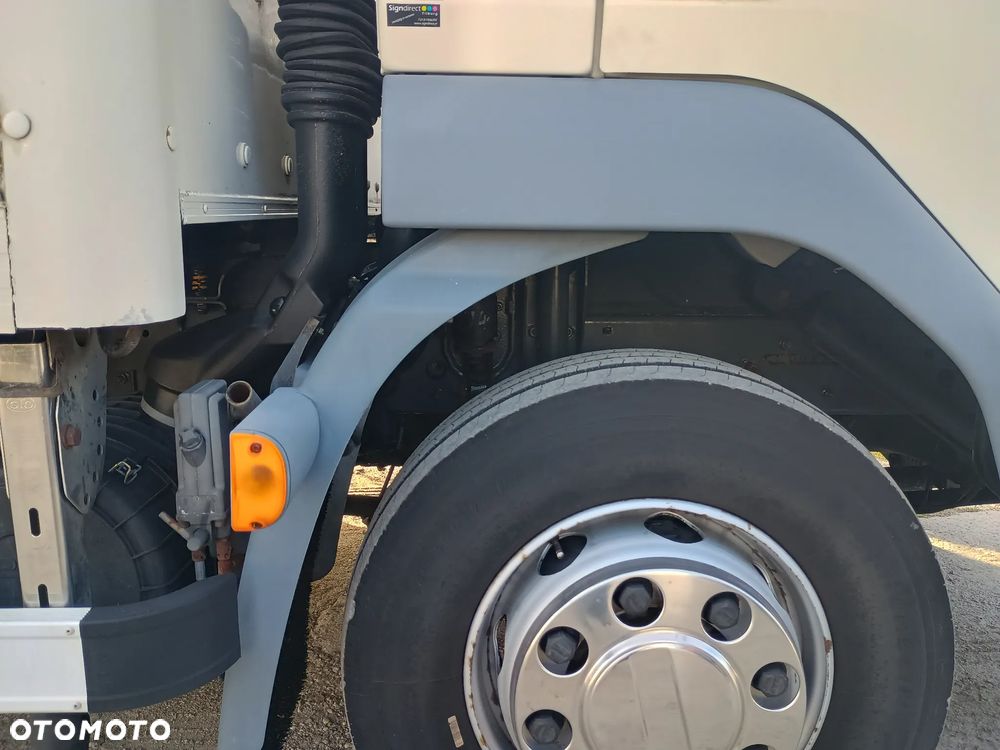 DAF LF - 24
