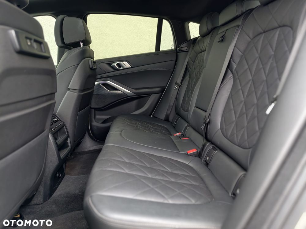 BMW X6 xDrive30d - 12