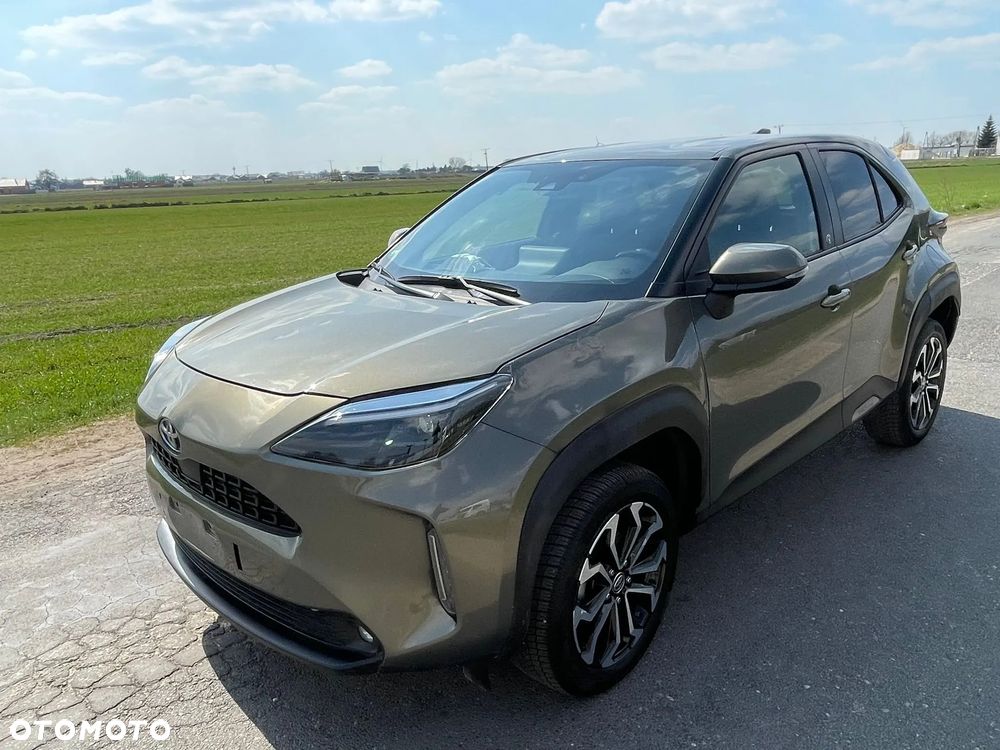 Toyota Yaris Cross 130 1.5 VVT-i Team Deutschland - 1