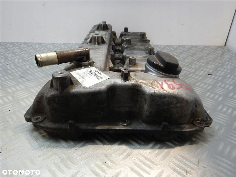 Pokrywa zaworów Ssang Yong Rodius 2004-2013 2,7 XDI - 5