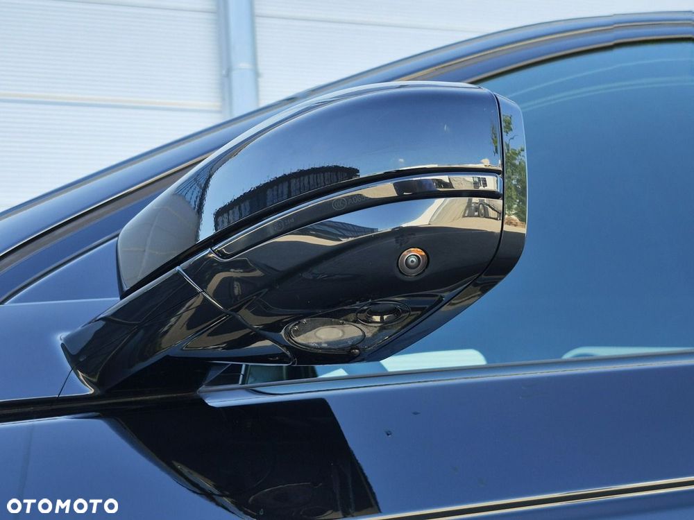 Land Rover Discovery Sport D200 Metropolitan - 16