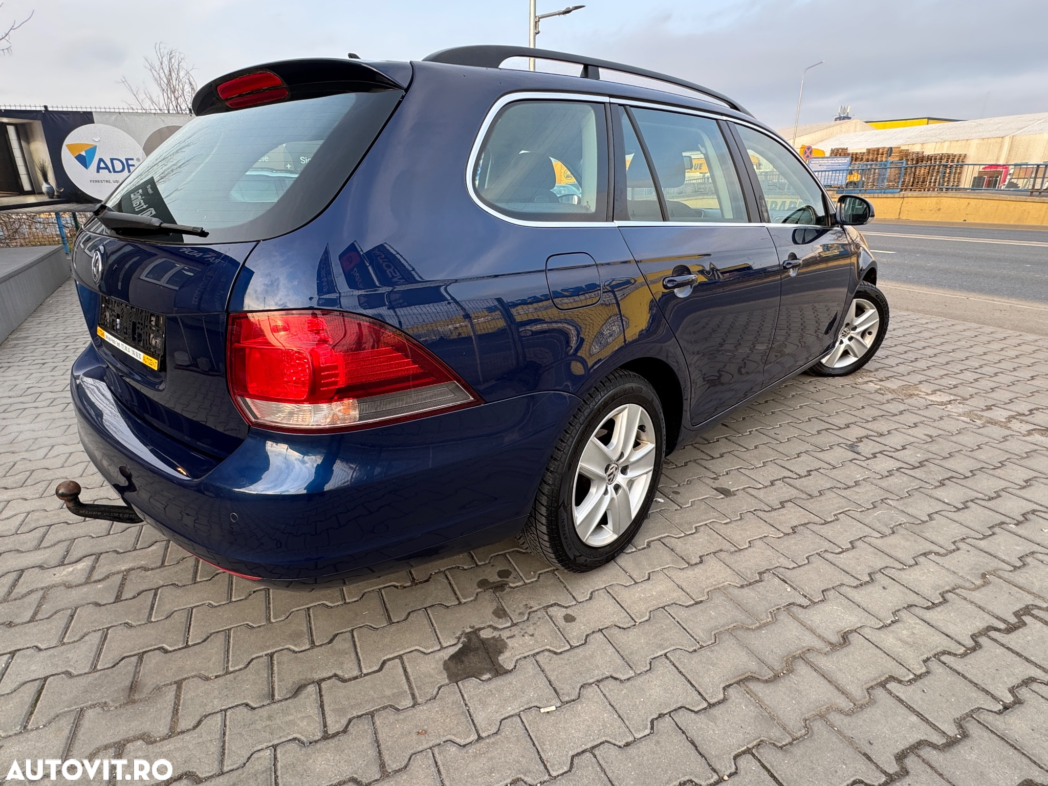 Volkswagen Golf 2.0 TDI Comfortline - 2