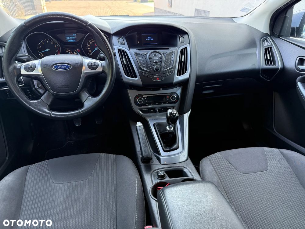 Ford Focus 1.0 EcoBoost Hybrid TITANIUM - 19