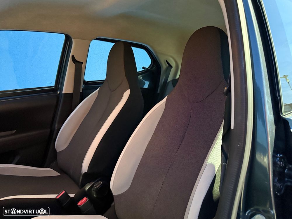 Toyota Aygo 1.0 X-Cite - 5