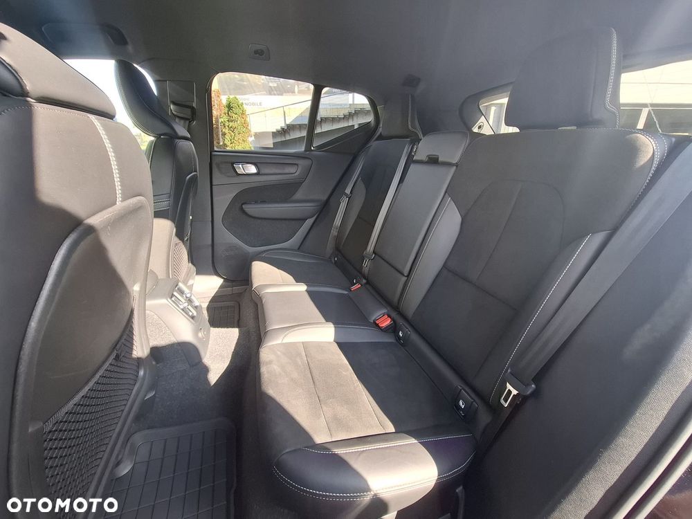 Volvo XC 40 - 12