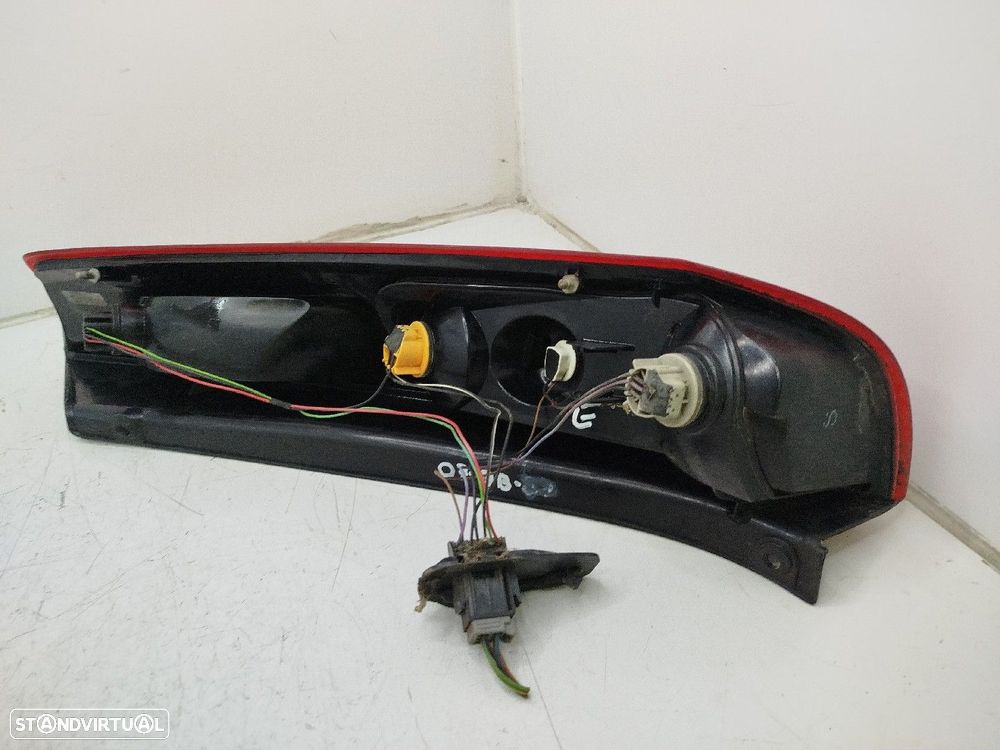 Farolim Stop Esq Ford Fiesta V (Jh_, Jd_) - 3