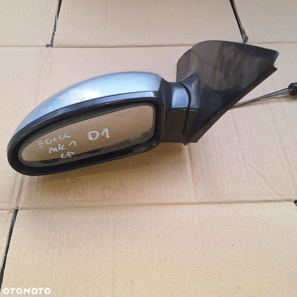 LUSTERKO PRAWE LEWE  FOCUS MK1 MANUALNE D1 - 1