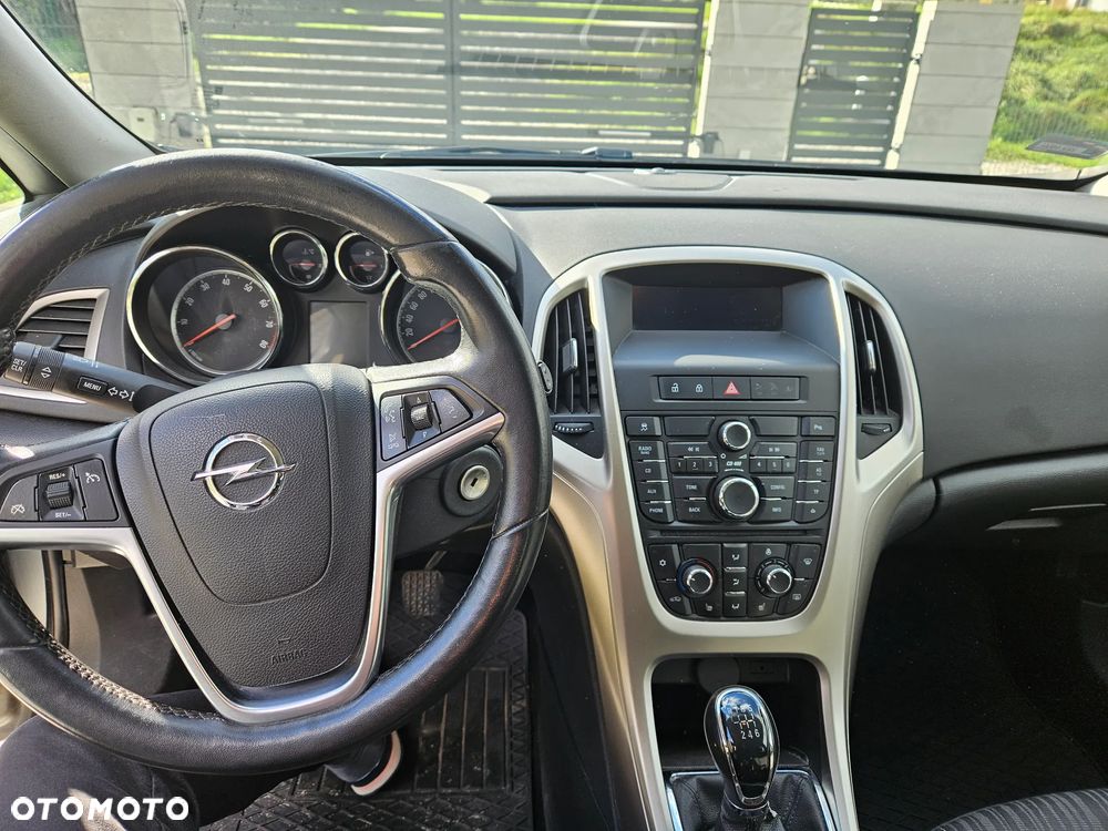 Opel Astra 1.4 Turbo Sports Tourer - 15