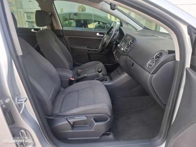 VW Golf Plus 1.9 TDi Trendline AC - 33